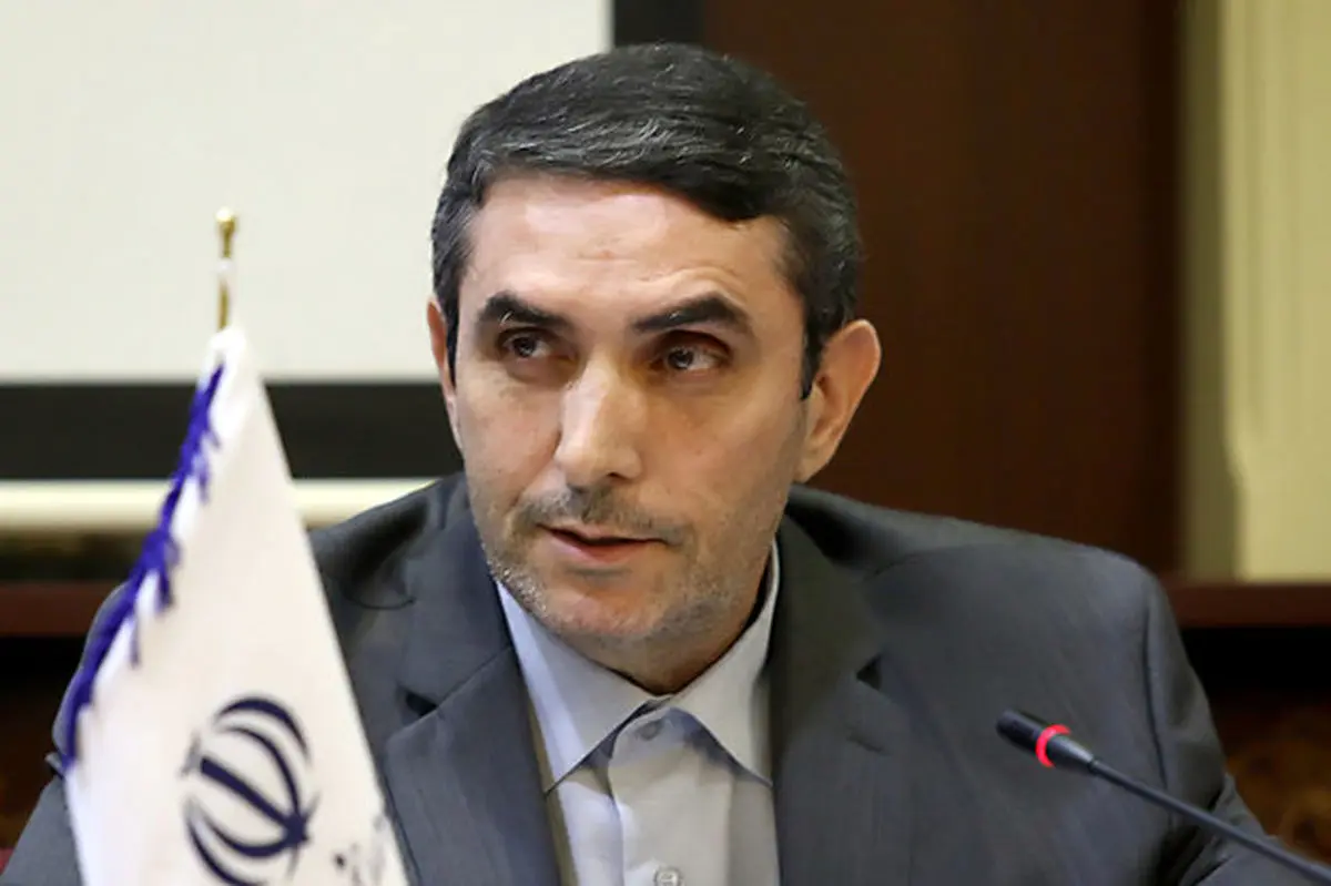 حقوق کارکنان کارخانجات بزرگ استان مرکزی با یک تا دو ماه تاخیر پرداخت می‌شود