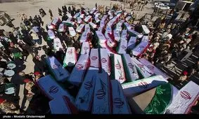 ویدئو/استقبال از پیکر پاک 72 شهید دفاع مقدس در مرز شلمچه