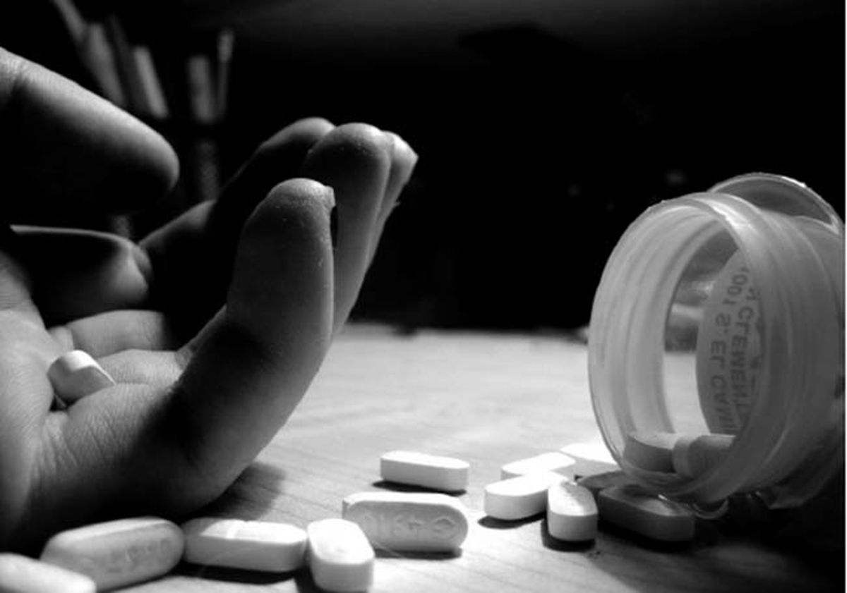 خودکشی زن شوهردار بخاطر ازدواج پسر مورد علاقهاش با یک دختر