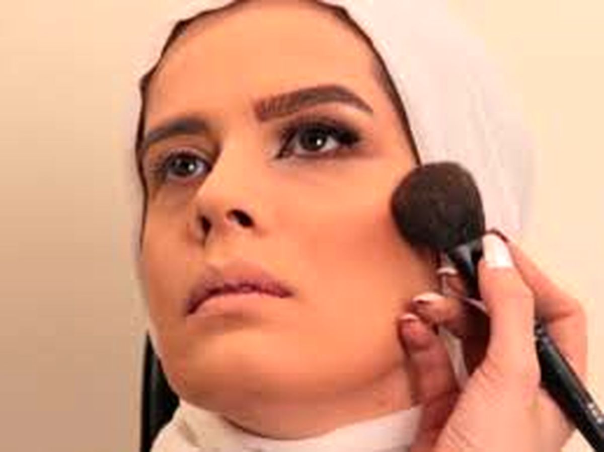 آموزش خودآرایی و آرایش مناسب عروسی