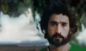 یک دقیقه سکوت برای دانایی فرد در دیدار استقلال و پدیده