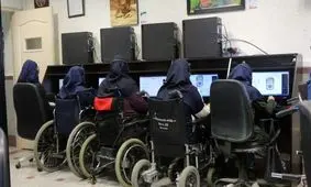 زمینه استخدام دانش‌آموزان معلول فراهم شود