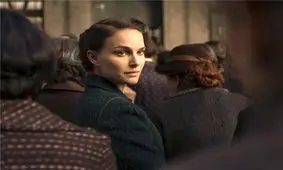 بازیگر یهودی هالیوود قانون «کشور یهود» را نژادپرستانه خواند