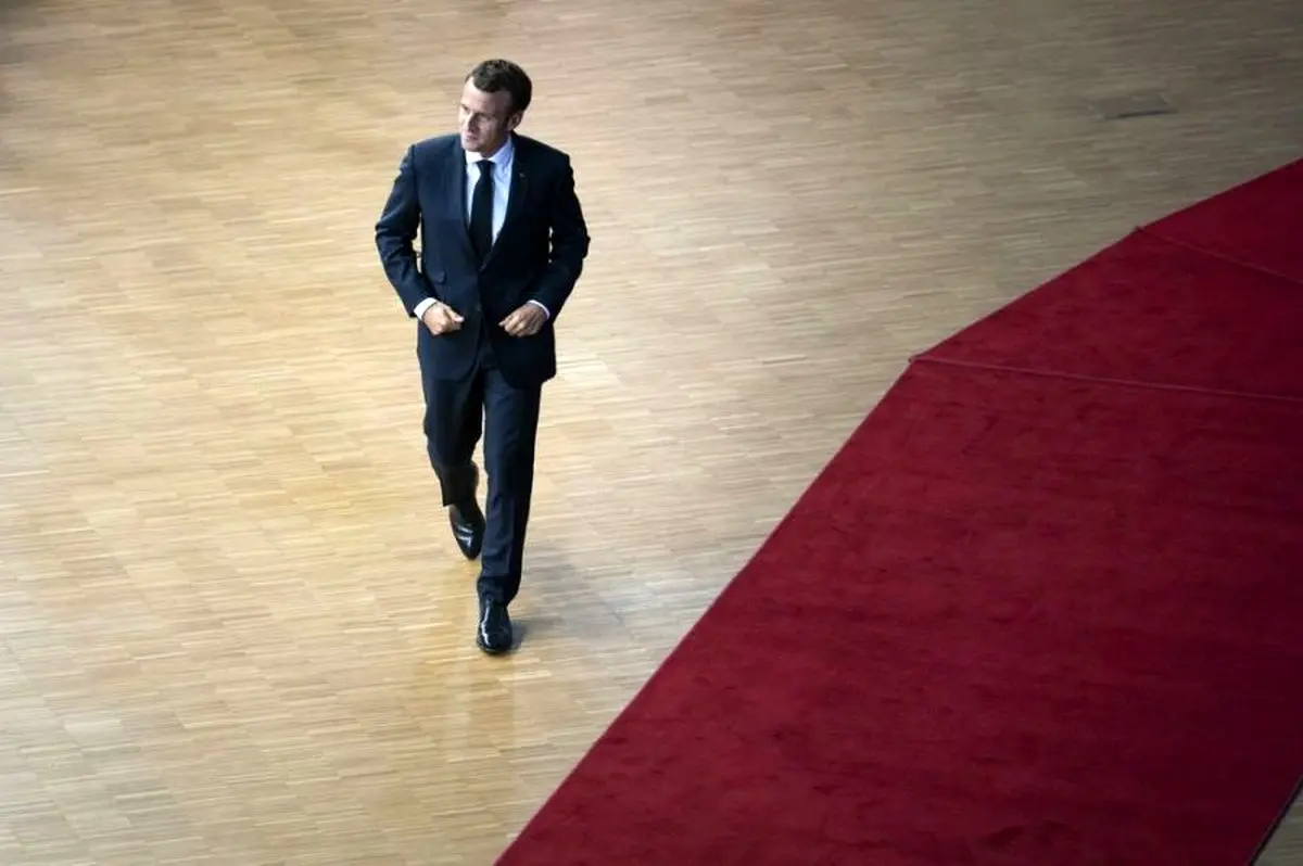 طرح عدم اعتماد به دولت مکرون رای نیاورد