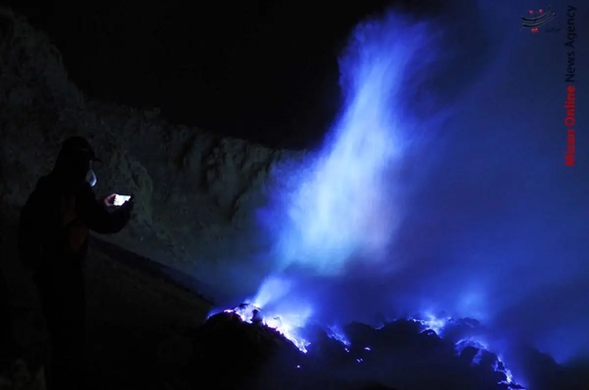 تصاویر زیبا از ۱۰ کوه آتش فشان در جهان که شگفت زده تان می کند