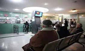 اینجا داروخانه سیزده آبان؛ همه درد را زمزمه می‌کنند/روایت ترس و نگرانی از کمیاب شدن و گرانی داروی بیماران خاص/به کدامین گناه باید درد بکشیم؟