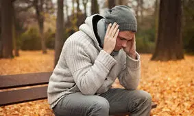به کدام‌ یک مبتلا هستید: افسردگی یا افسرده‌حالی؟