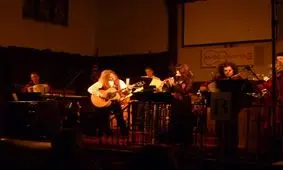 ویدیو/ اجرایی زیبا از دیوید آرکِنستون