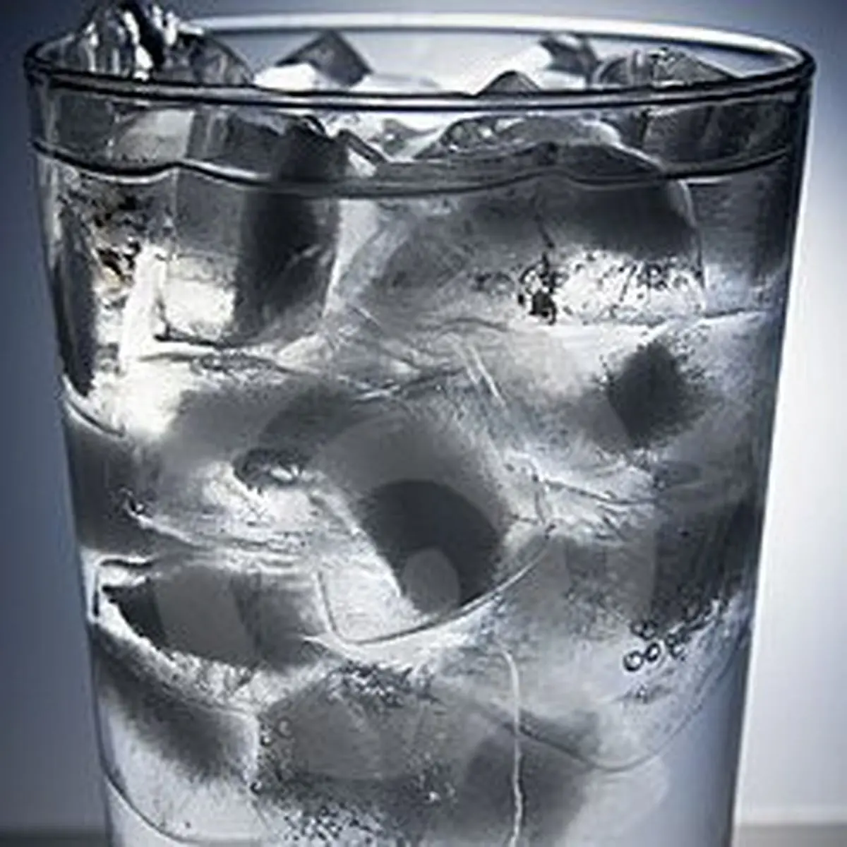 افزایش طول عمر با نوشیدن آب به روش ژاپنی ها