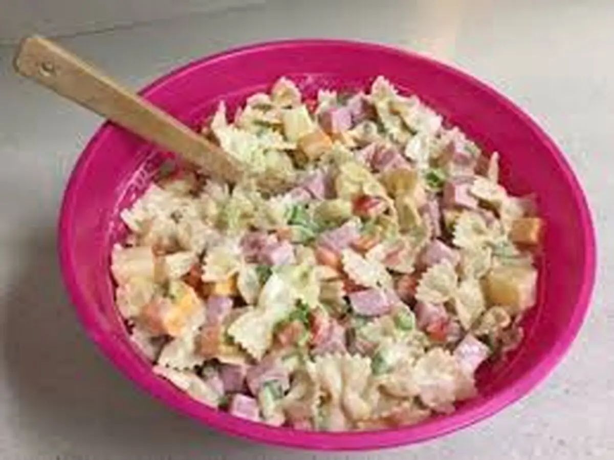 طرز تهیه سالاد پاستا