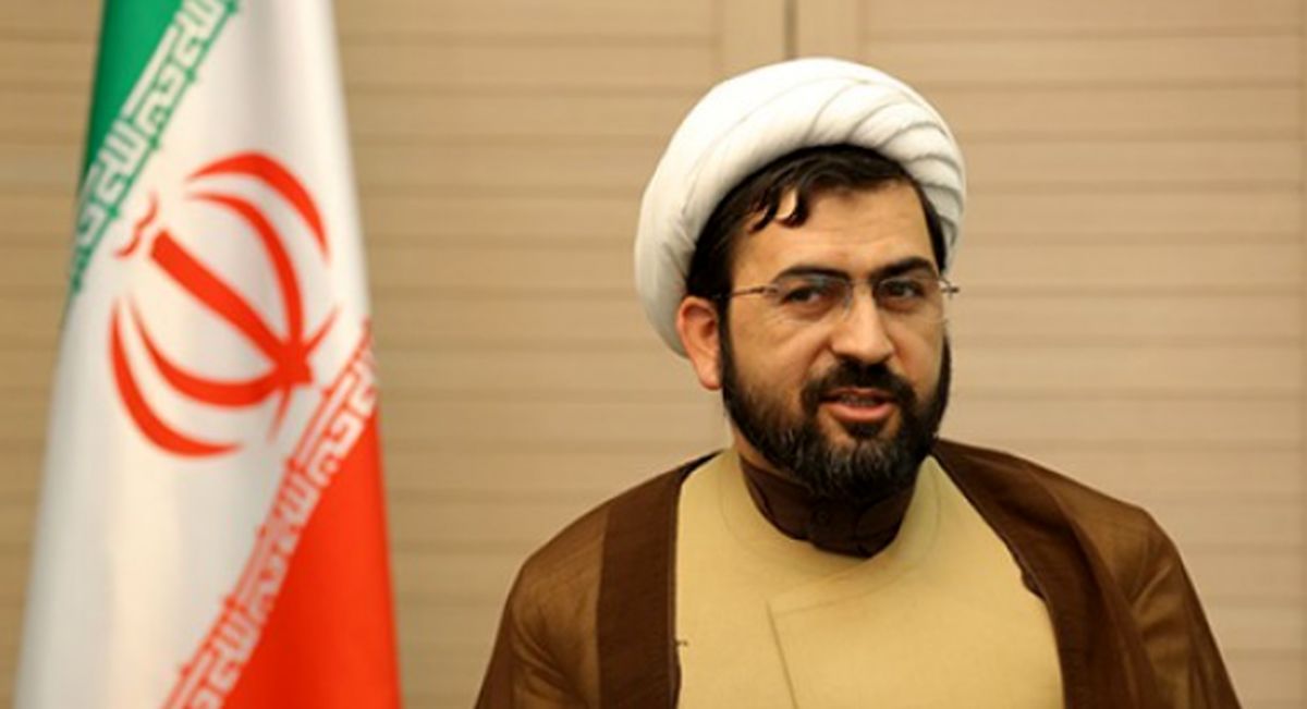 حجتالاسلام علی سرلک: مدیران صداوسیما باید جلوی راهبری سلبریتیها را بگیرند