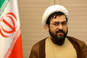 حجت‌الاسلام علی سرلک: مدیران صداوسیما باید جلوی راهبری سلبریتی‌ها را بگیرند