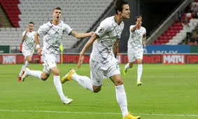 آزمون در بین برترین های نیم فصل نخست لیگ روسیه