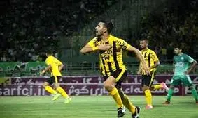 گل سپاهان صحیح بود، پنالتی استقلال اشتباه/ یک پنالتی خوزستانی‌ها گم شد