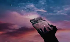 قطعه ای زیبا با ریتمی آرام و تکنوازی پراحساس پیانو
