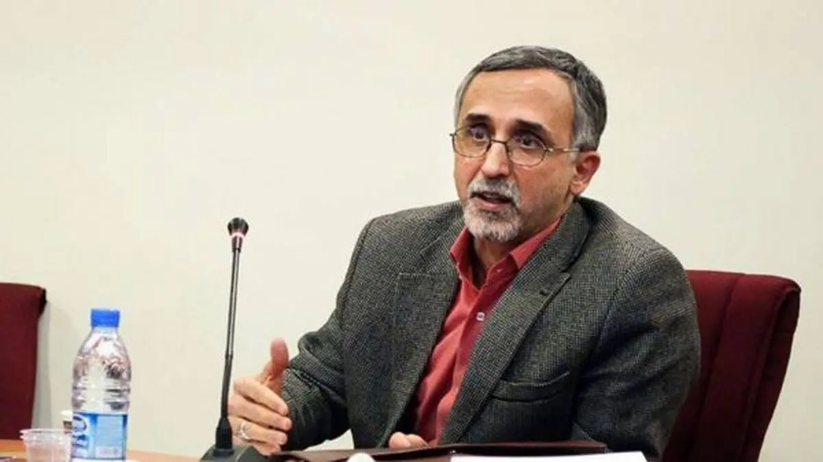 بن‌بست در نزدیکی احمدی‌ نژادی‌ها به اصلاح‌طلبان /ناصری: تلاش احمدی نژاد برای دیدار با بزرگان اصلاحات بی نتیجه ماند/حاکمیت هیچ ارتباطی با رئیس جمهور سابق ندارد