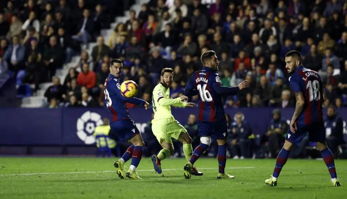 خلاصه بازی لوانته - بارسلونا