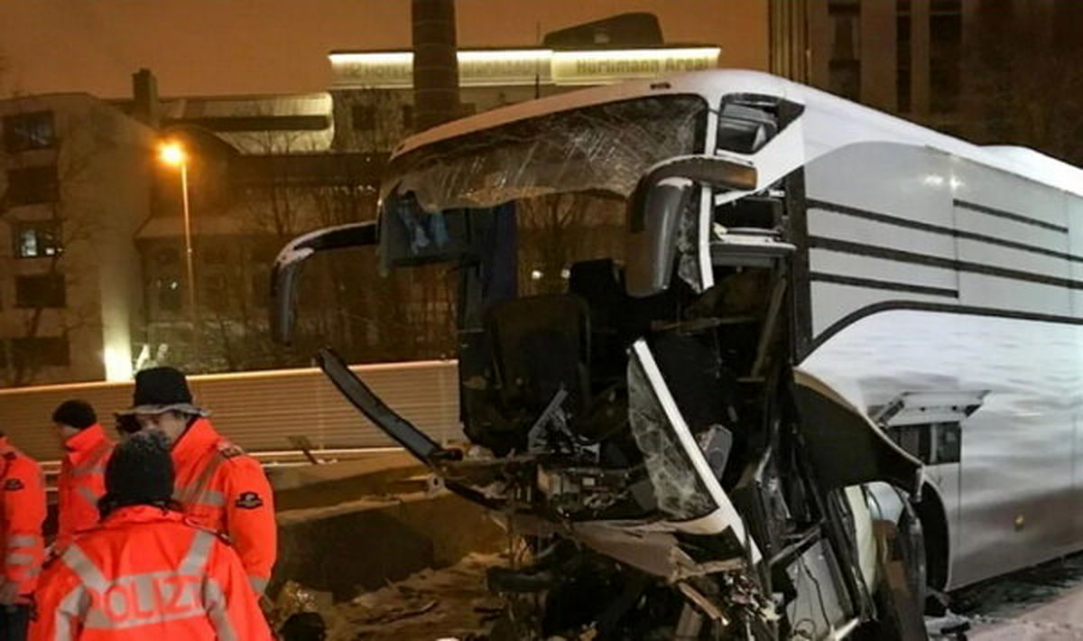 دهها زخمی در حادثه تصادف اتوبوس در سوئیس