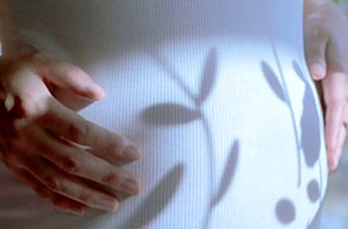 با تغذیه مناسب در دوران بارداری, زیبایی پوست شکمتان را پس از زایمان حفظ کنید