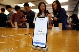 ممنوع شدن فروش بعضی از گوشی های آیفون در چین