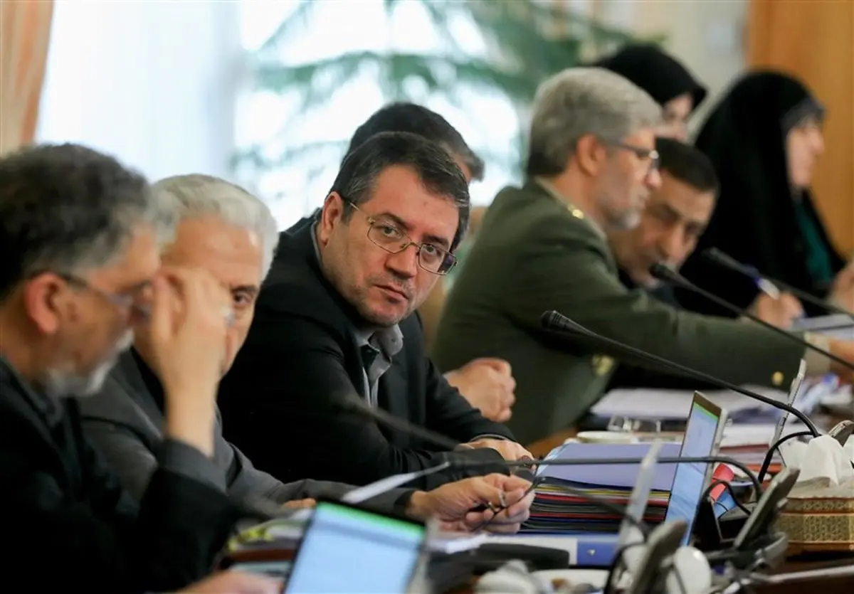 کمیسیون صنایع مجلس وزیر صمت را بابت انتصاب داماد روحانی فراخواند