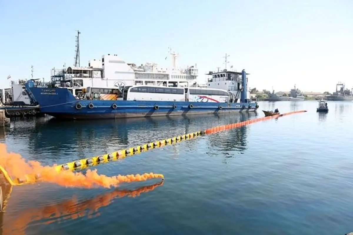 خرید فنس بوم ها برای مهار آلودگی‌های نفتی در بنادر هرمزگان