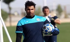 اتهام شرط بندی به دروازه‌بان تراکتور