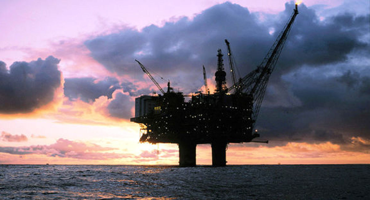 مهم‌ترین عوامل تاثیرگذار بر قیمت نفت در سال آینده