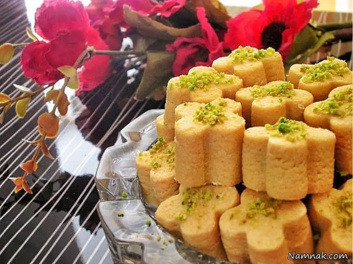 طرز تهیه “شیرینی نخودچی” بدون فر