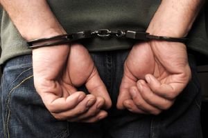 3 قاچاقچی اشیای تاریخی در شهرستان کیار دستگیر شدند