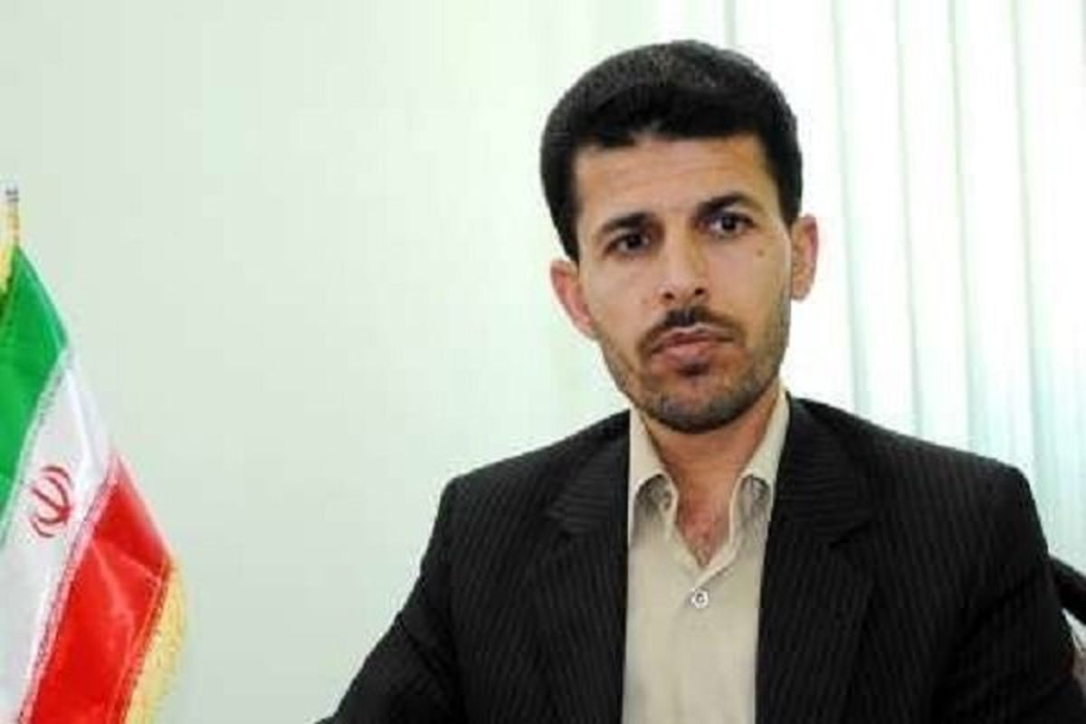 مجلس استعفای نمایندگان اصفهان را بپذیرد/ رئیسجمهور امتیاز ندهد