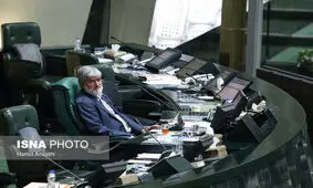 علی مطهری: صداوسیما رویکرد خوبی نسبت به مجلس ندارد / اراده‌ای برای تحقیر مجلس در صداوسیما وجود دارد