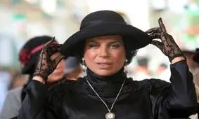 فیلم / گوهر خیر اندیش : به احترام شهدای پلاسکو سیاه پوشیدم