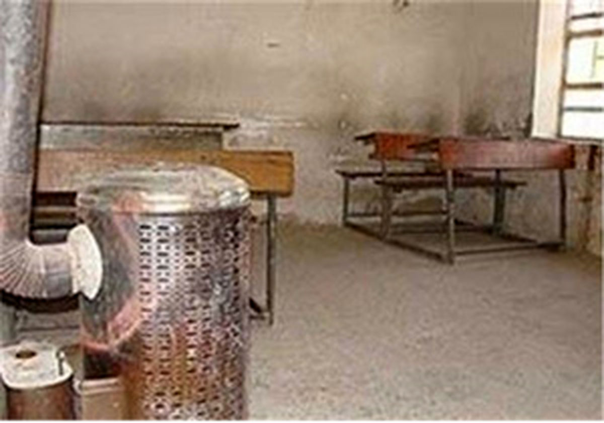 ۷۳۰۰ کلاس درس مدارس دولتی و غیردولتی زاهدان با بخاری نفتی گرم میشود