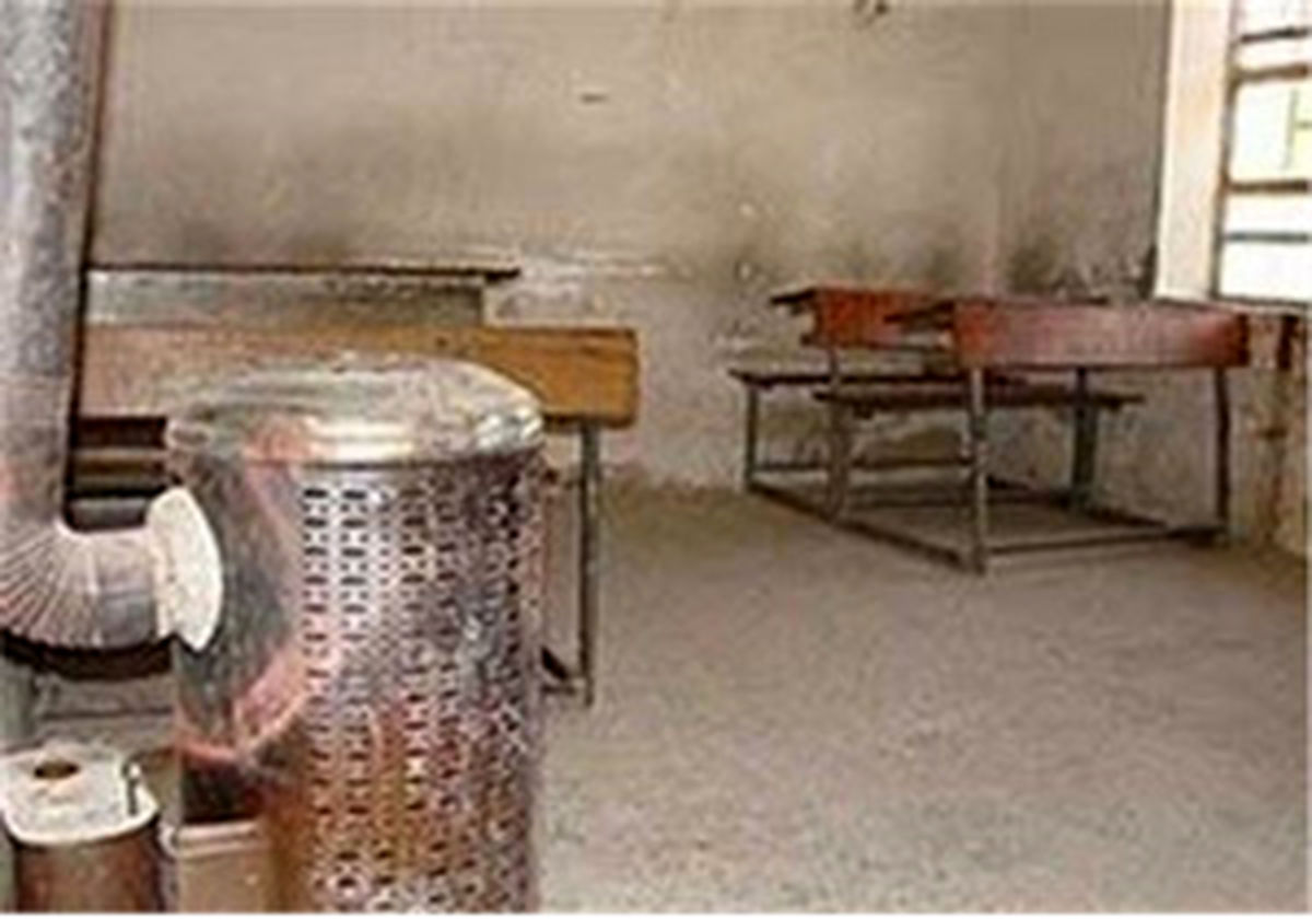 ۷۳۰۰ کلاس درس مدارس دولتی و غیردولتی زاهدان با بخاری نفتی گرم می‌شود