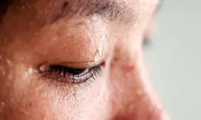 عرق سرد نشانه چیست؟