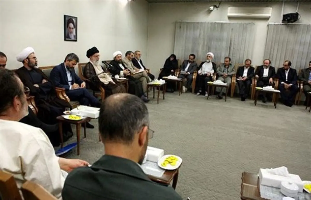 ناگفته‌هایی از دیدار رهبر انقلاب با نمایندگان موسوی، کروبی، رضایی و احمدی‌نژاد/چه کسی درخواست ابطال انتخابات را داد؟/درخواست ویژه همسر کروبی/در بعضی از سفرهای انتخاباتی احمدی‌نژاد با هواپیمای دولتی می‌رفت