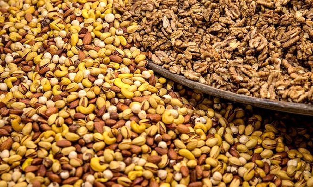 جو روانی و دلالان عامل گرانی آجیل