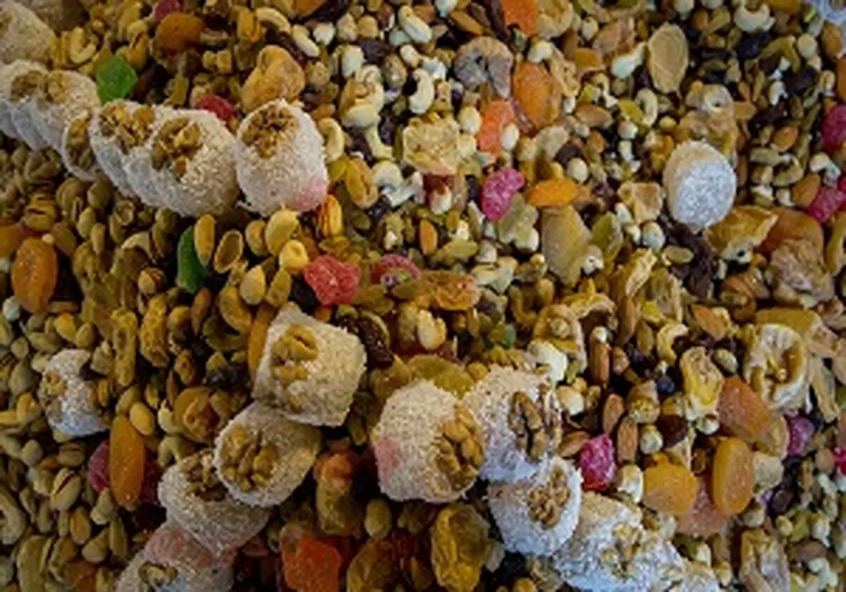 بخور نخورهاى شب يلدا