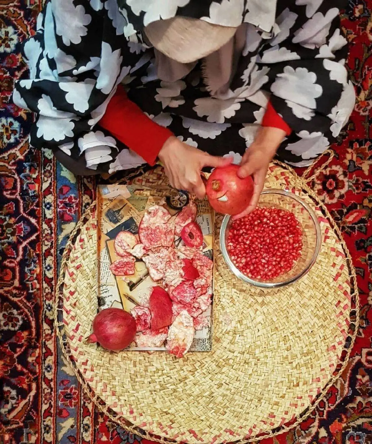 انار دان کردن مادر