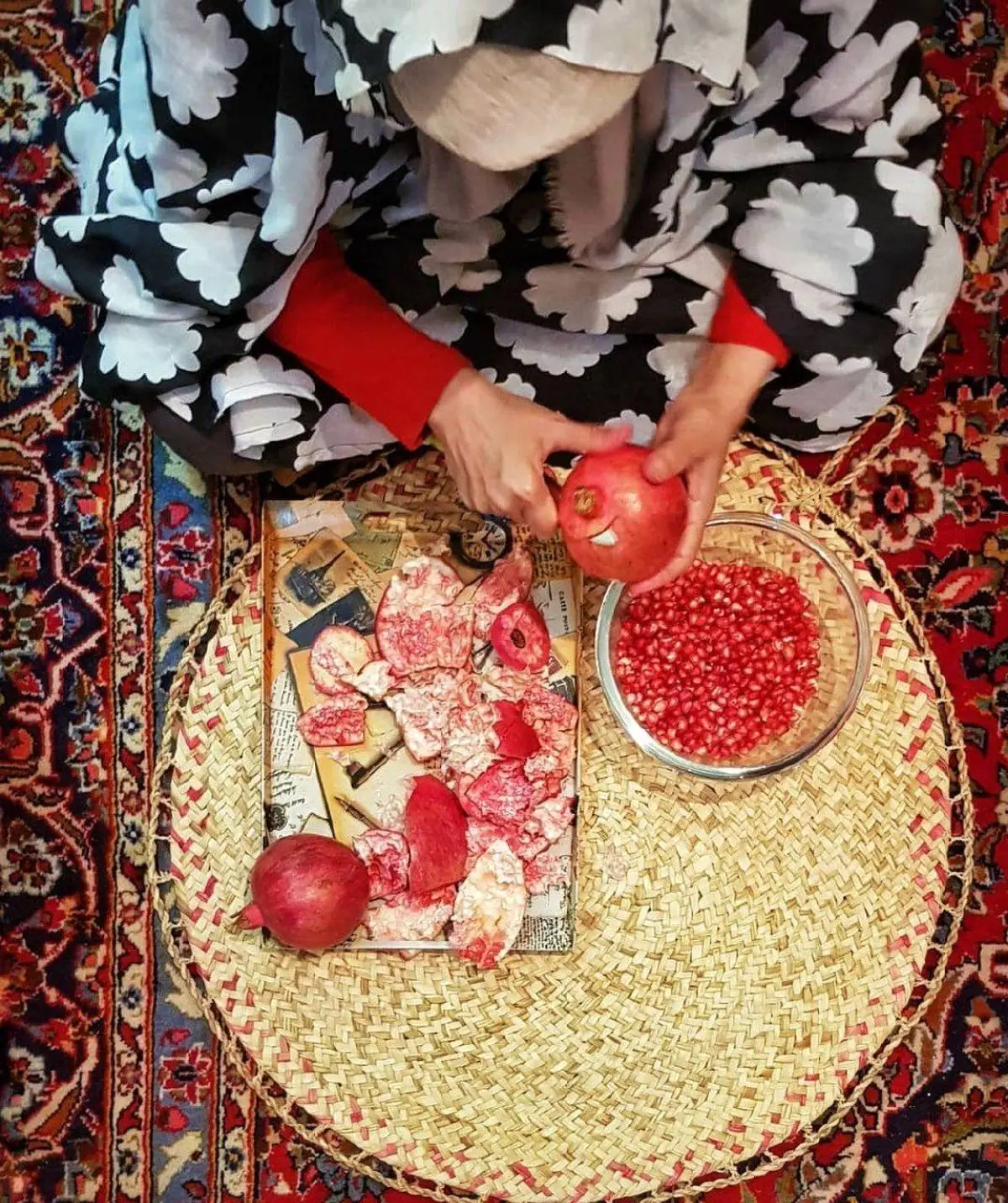 انار دان کردن مادر