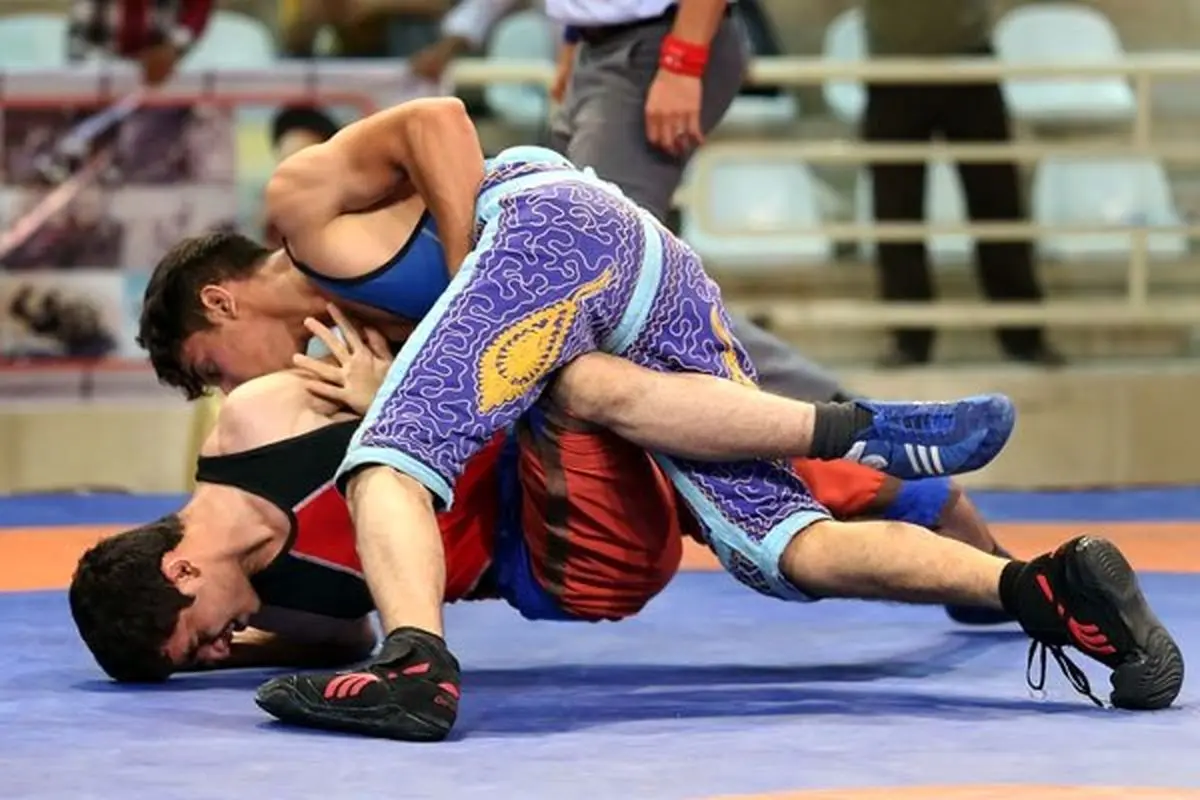 ساوه، دلیجان و زرندیه قهرمان ۳ رده سنی کشتی پهلوانی مرکزی شدند