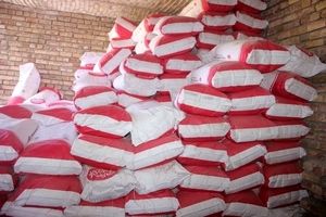 کشف ۱۰ تن شکر قاچاق به ارزش ۳ میلیارد و ۵۰۰ میلیون ریال در سراوان