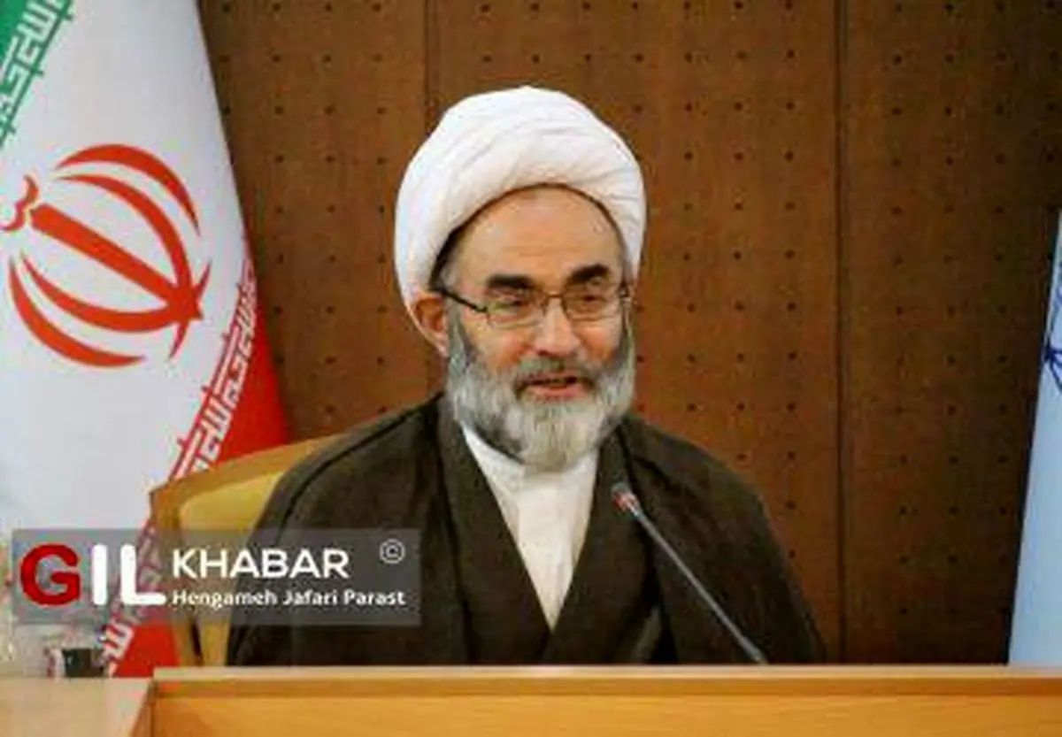 نماینده ولی فقیه در گیلان: واردات چوب بهتر از قطع درختان جنگل برای تولید کاغذ است