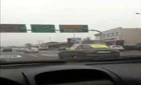 چرخاندن خودروهای توقیف شده بابت تخلف در بلواروکیل اباد؛ امروز پنجشنبه