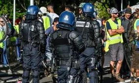 بعد از "جلیقه زردها" دولت فرانسه حالا در برابر "جلیقه آبی‌ها" قرار دارد