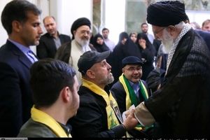 ویدئو/صحبت‌های دلنشین پدر یک شهید حزب الله لبنان با رهبر انقلاب