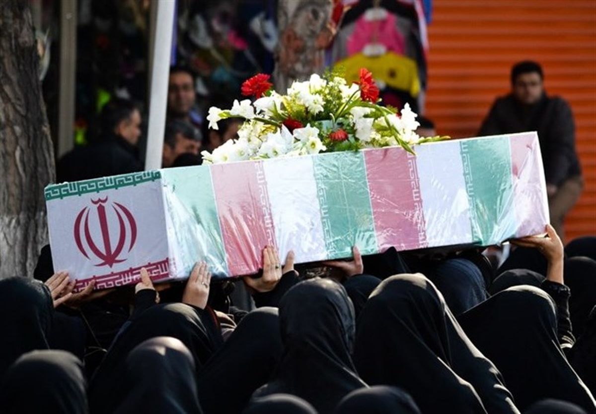 پیکر مادر شهید علی شفیع‌پورچهرازی تشییع شد