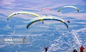 جزییاتی از سقوط مرگ‌آور 2 پاراگلایدر سوار در یزد