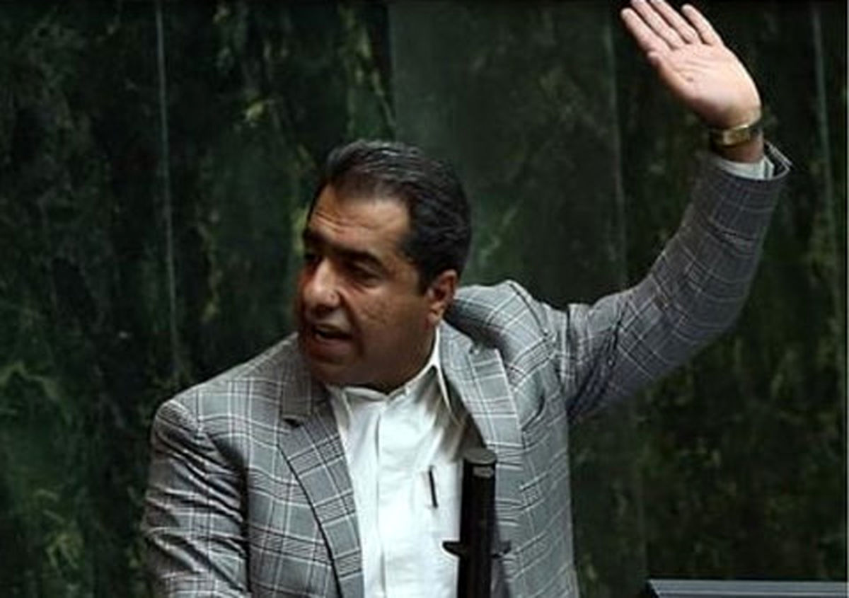 فیلمبردار فیلم جنجالی مجلس: جلسه غیررسمی بود، هیات نظارت نمیتواند احضارم کند/درازهی فیلم عذرخواهی از مردم را روی سایتش گذاشت، به بیبیسی نداد
